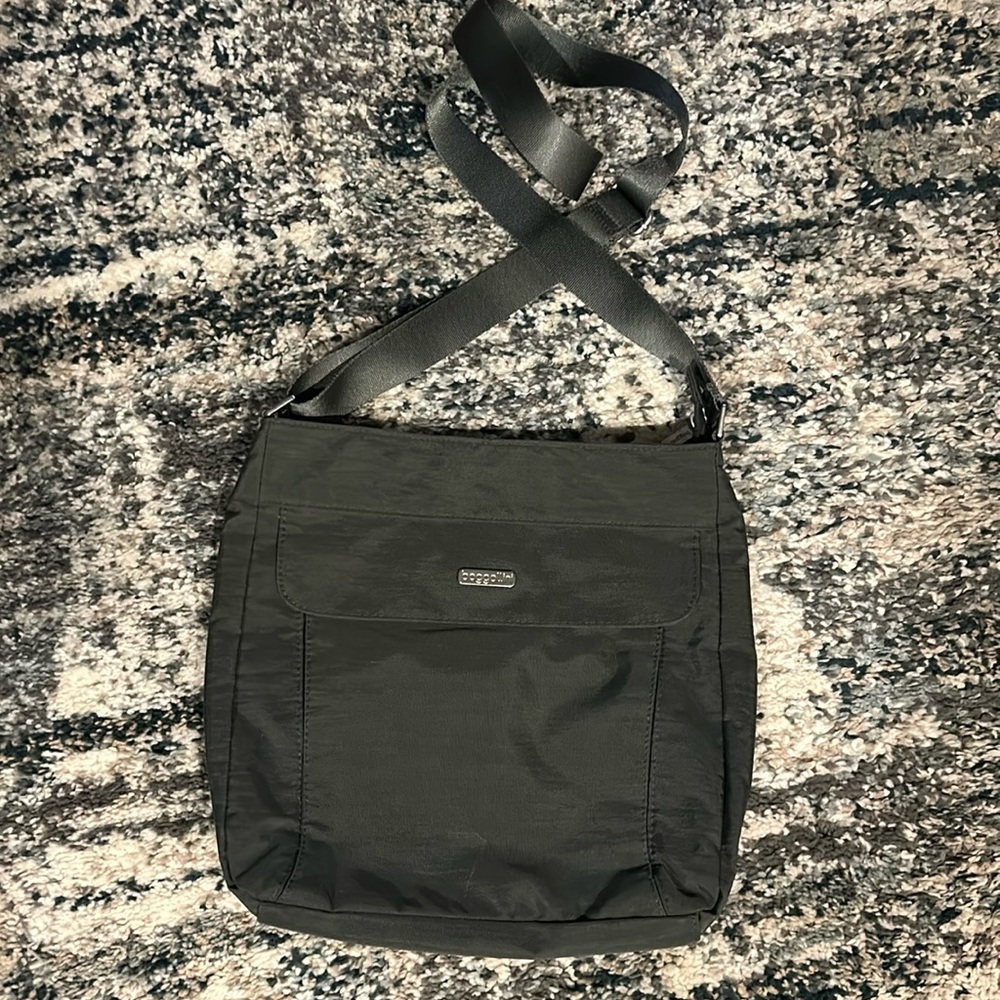 Baggalini crossbody